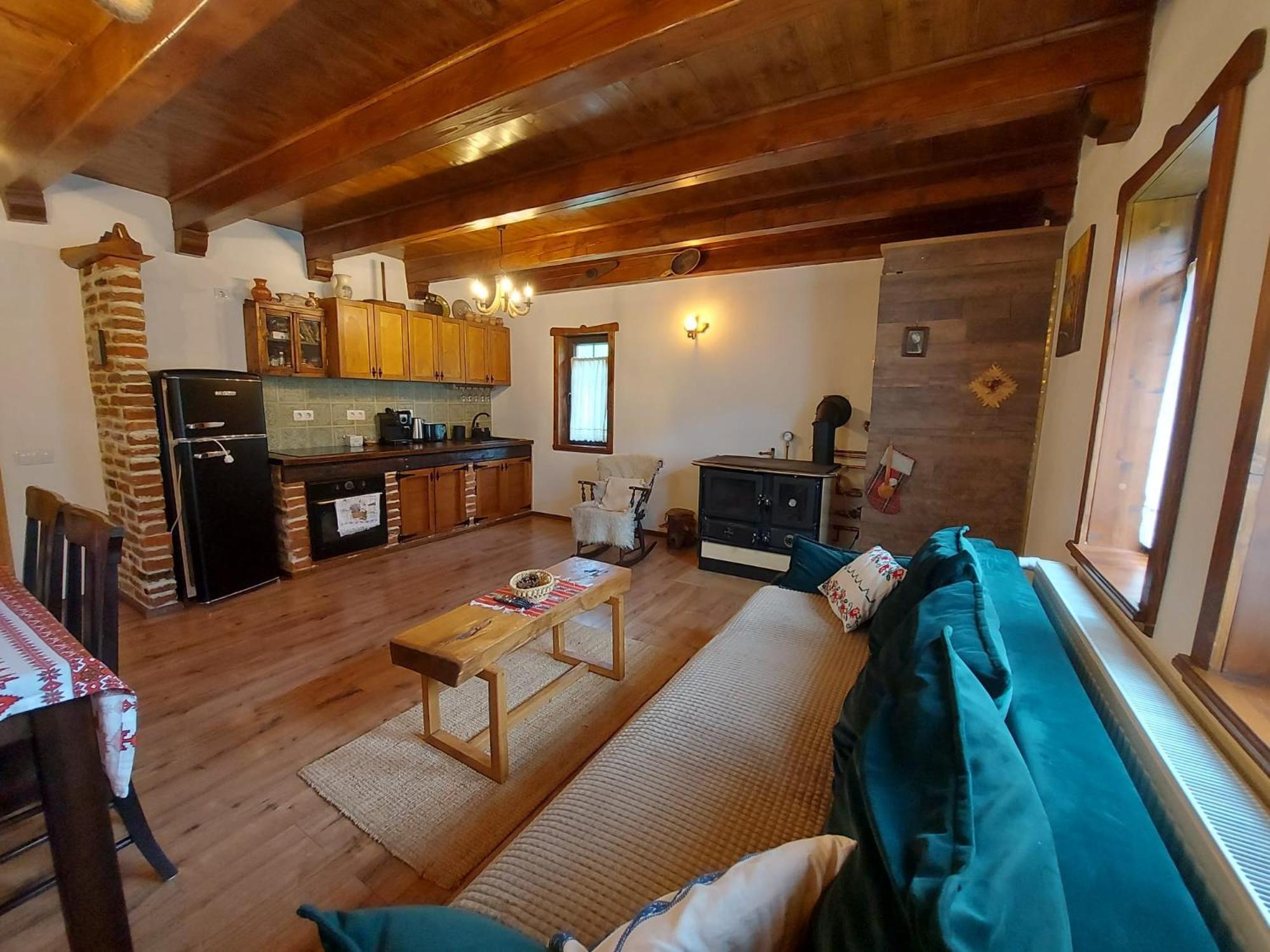 Holiday home Casuta Din Rusca